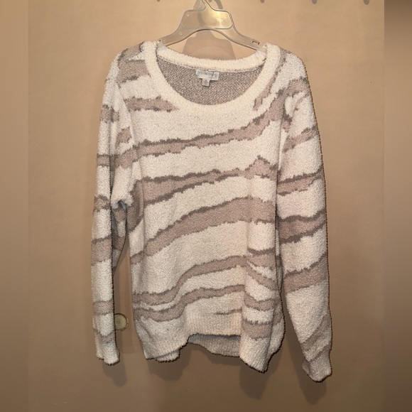 Barefoot Dreams Sweater - Picture 3 of 4